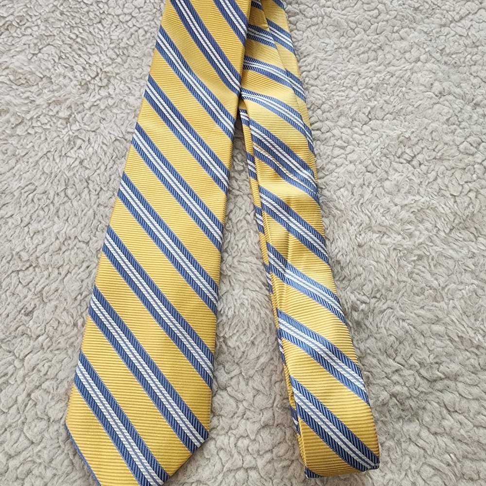 Jos A. Bank Men's Tie - Traveler Collection